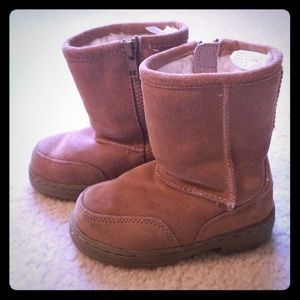 Toddler suede boots